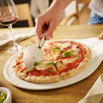 V&B Daily Line Specials pizzavágó